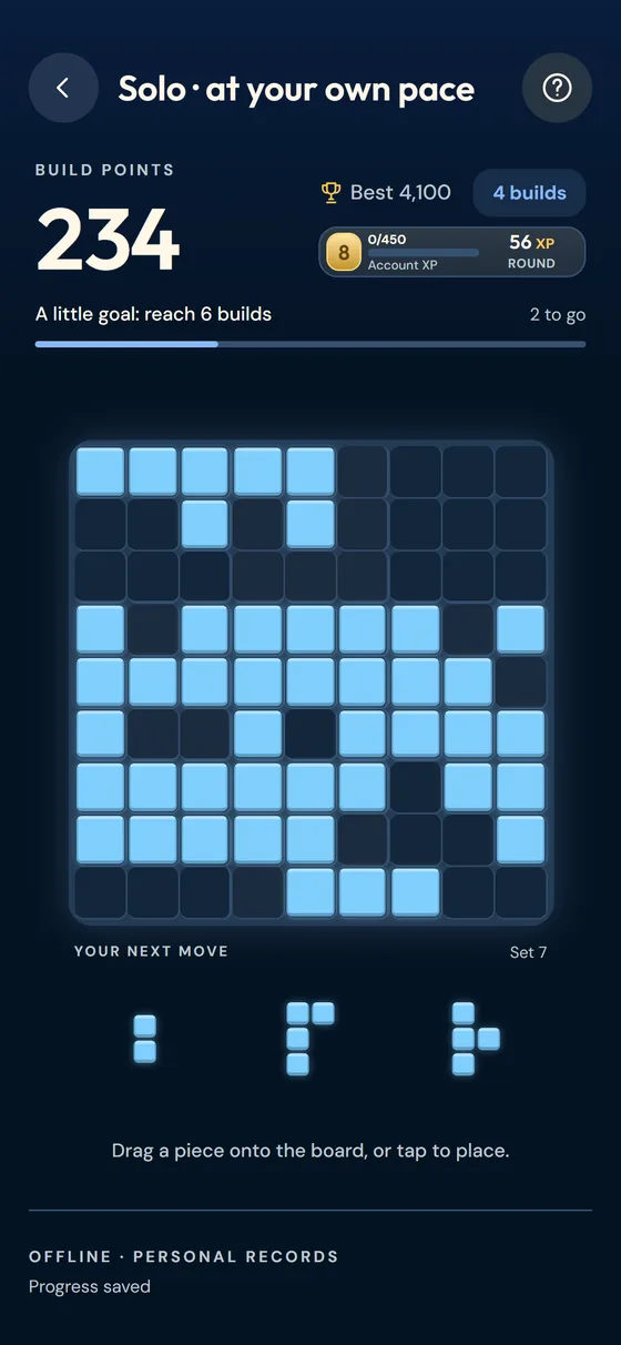 Solo app preview with a blue 9 by 9 board, score, next pieces and account XP